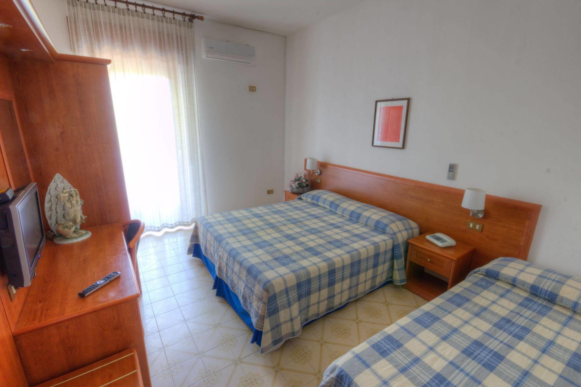 Park Hotel Paglianza Paradiso Peschici Bagian luar foto